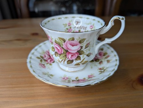 Royal albert flower the - of,