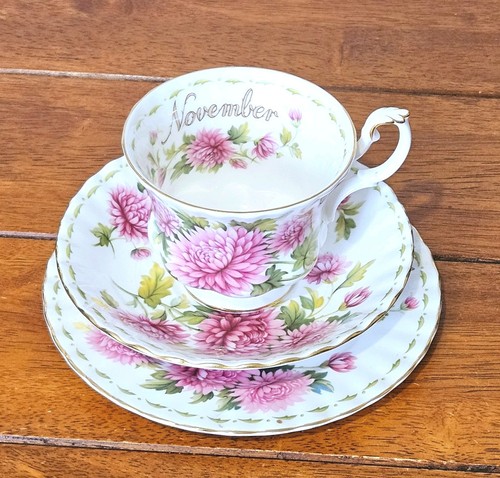Piatto piattino tazza trio