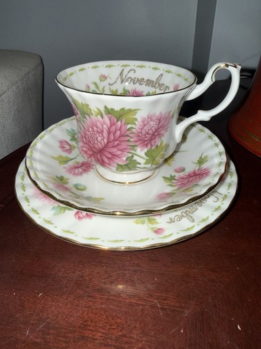 Royal albert novembre - royal, fiore