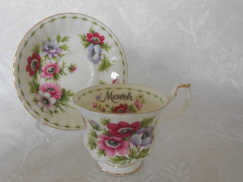 Vintage royal albert - royal, flower